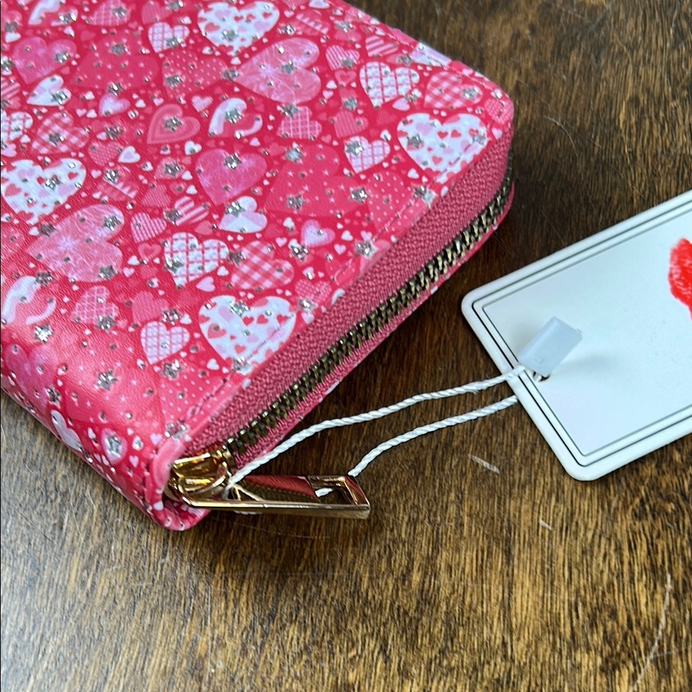 Wallet with Pink Heart Pattern - Picture 5 of 16
